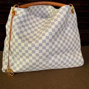 Louis Vuitton Damier Artsy GM